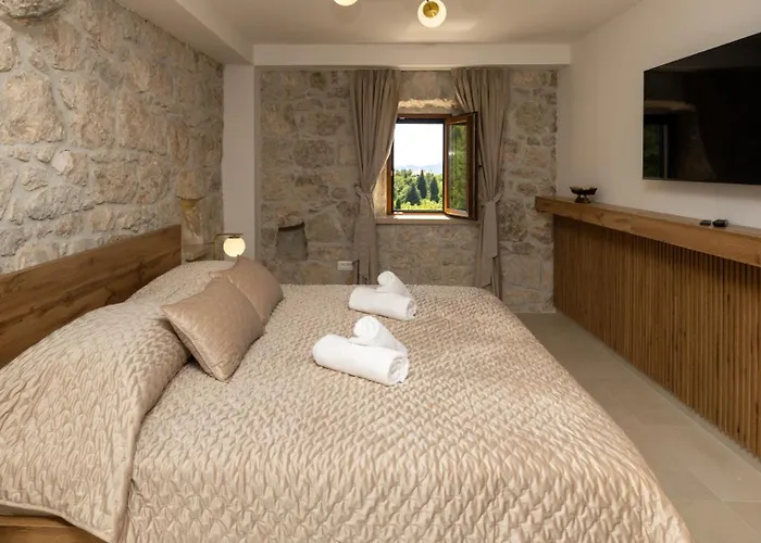 Villa Mikic By Guide *